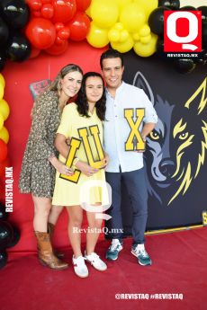 Fernanda Becerra,  Isabella Castellanos y Luis Castellanos