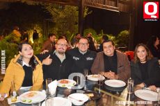 Verónica García, Chuy Guzmán, Pepe Barroso,  César Tavares y Jaquie Carrillo