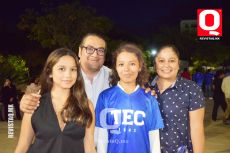 Gina Castillo,  Jonatan Castillo,  Donatella Castillo y Corin Flores