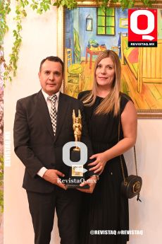 Lic. Jesús Ascencio y Anabel Bernal