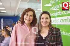 Guadalupe García y Diana Urias