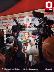 Paty Navidad en los premios de la Revista Q