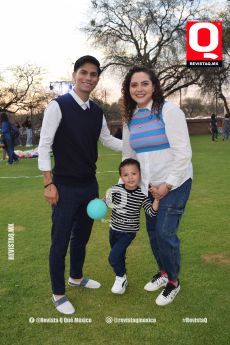 Cristian Medina, Máximo Padilla y Daniela Padilla