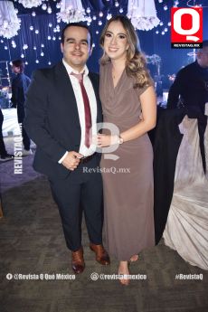 Emilio Samano y Grecia Padilla