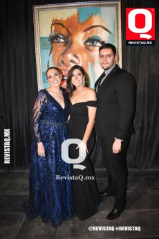 Paty Dominguez y Alejandra Zarate en familia