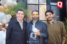 A   Víctor Ontiveros,  Oso Menduett y Mario Plascencia