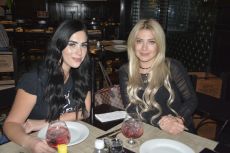 Alejandra Padilla y Anabel Centeno.