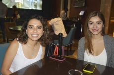 Andrea Gómez y Paty Salinas