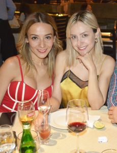 Brenda García y Lucero García.