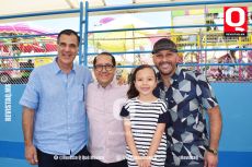 Jorge Torres, Secretario de Salud Gabriel Cortés, Amaia Alvarado y Gabriel Alvarado