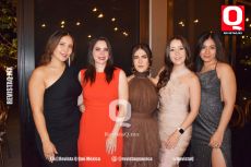 María Reynoso,  Cristina Novoa, Yezenia Guiza, Vanesa Herrera y Fer Camarillo (2)