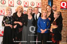 Caroline Orozco y Carlos Zamora Reed en  familia