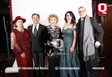 Rosalba Ortiz,Enrique Avilés, Norma Lazareno,Maryam Pirband y Pablo Ferrel de La Risa en Vacaciones