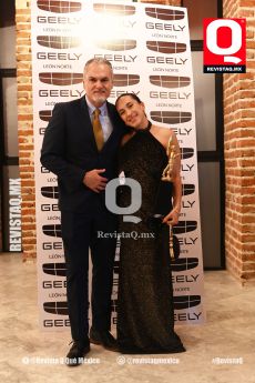 Daniel Villaseñor y Claudia Karina Carmona