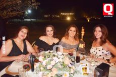 A    Isaura Tejada,  Chiquis Nava, Paty Hurtado y Delia Romo
