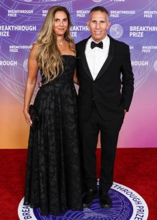 Anat Fabrikant e Ynon Kreiz, director ejecutivo de Mattel,