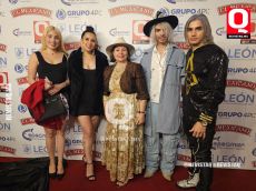 Tania Agandara,Andrea Placencia, Rosalba Ortiz, Mauricio Santoyo y Andrey Boy