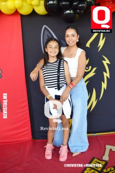 Valentina Gómez y Karla Perea