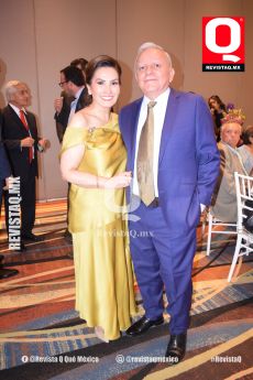 C.p. Ma Esther Santos y Julio Rodríguez