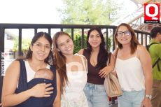 Mayra Anda, Nataly López,  Vanessa Barrios y Gabriela Aguayo