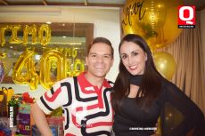 Omar Alonso y Leslie Garza
