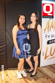 Samantha H y Ashley Mayagoitia