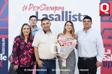 Giselle Ochoa Acompañada de su familia