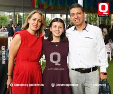Martha Aranda, Arantza Castañeda y Simón Castañeda