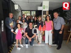 Nuel Rivas con su familia