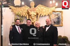 David Horner, Edgar Mitchell, Sara Ruiz y José Antonio García