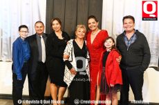 Mateo Montoya, Chuy Montoya, Caro Bueno, Juanita Macías, C.P.C. Paty Bueno, Miranda Montoya y Salvador Bueno