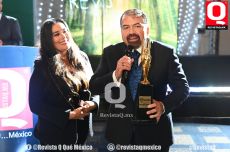 Presidenta del AMPI Esmeralda Sánchez y Juan Carlos González