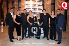 Ana Isabel Anda y familia