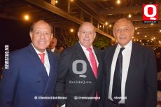 A   Jorge Marin, Ernesto Marin y Carlos Marin
