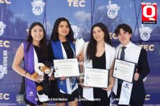 Camila Guzmán,  Andrea Murillo,  Romina Cuellar y Alonso Rodríguez
