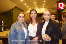 Lucus Castro, Erika Jurado y Carla Castro