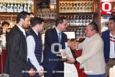 Lalo Arena recibe su reconocimiento