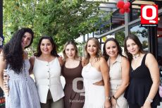 A   Paulina Pedrero, Rebeca Castillo, Rosy Gómez,  Yazmín Zuluaga, Josefina Rivera y Dania Fuentes
