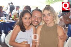 Amaia Madrigal,  Juan Carlos Madrigal y Mariana Zavala