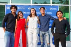 Ricardo Haro, Ximena Lemun, Regina Navarro, Luis Antonio Castro y José Ángel Hernández