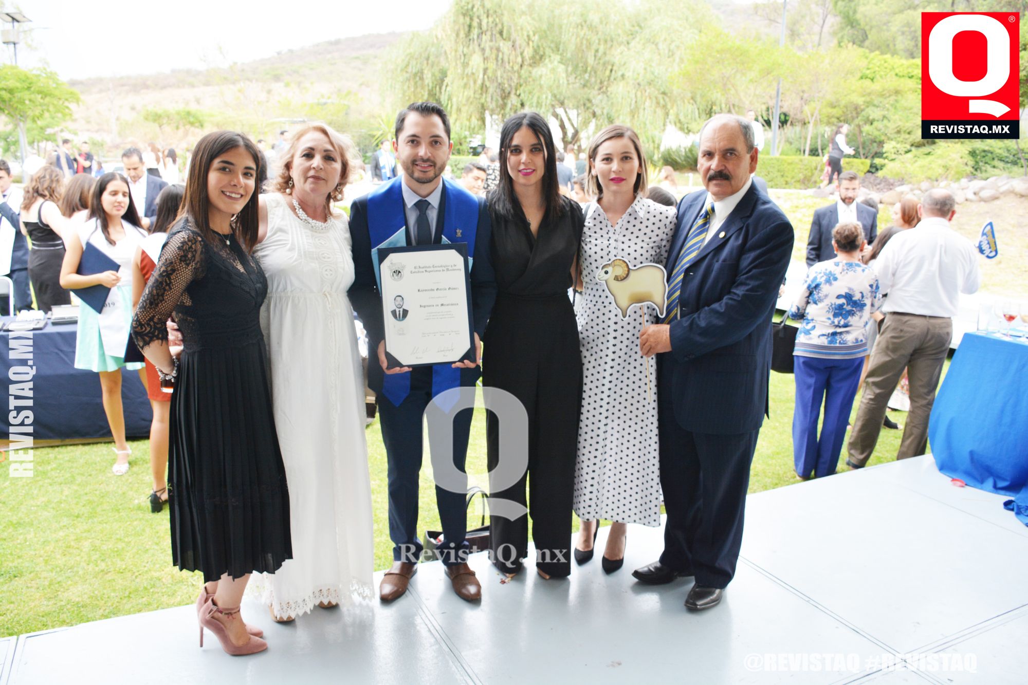 Q RETRO. – “GRAN CEREMONIA DE GRADUACIÓN DE ESTUDIANTES DEL TEC ...