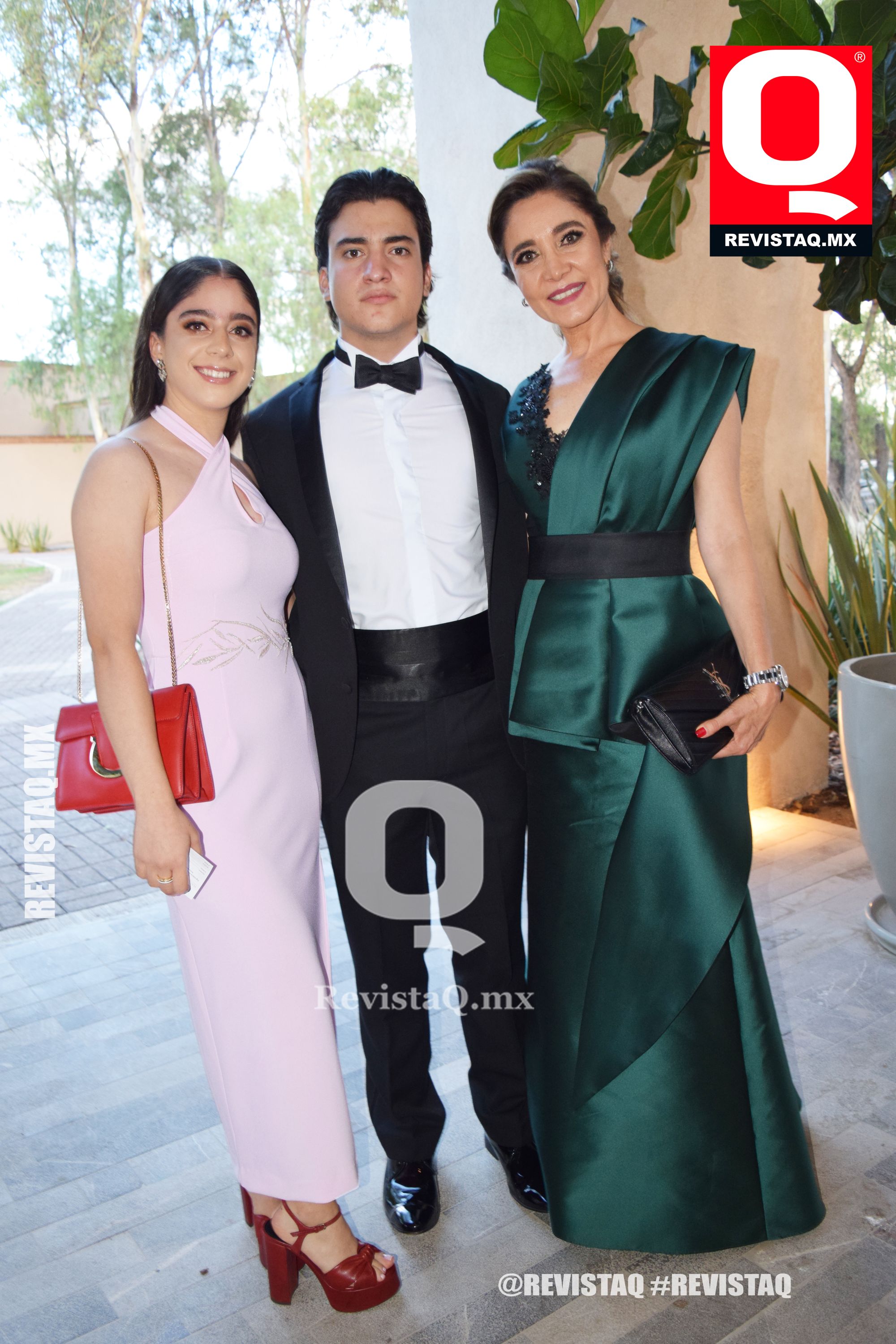 Q RETRO. – UNA GALA INVADIDA DE EMOCIONES. - Revista Q