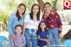 Paulina Aguiar, Nicolás Aguiar, Liz Velez, Lu Coronel y Montse Rocha