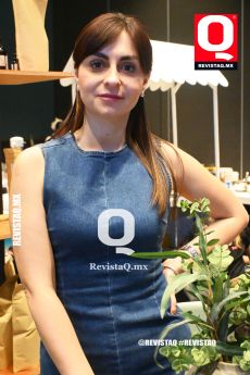 Alejandra Dávila