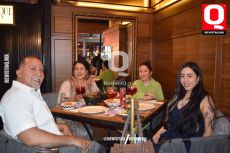 Ricardo Renteria,  María Becerra, Mariana Renteria y Evelyn Renteria