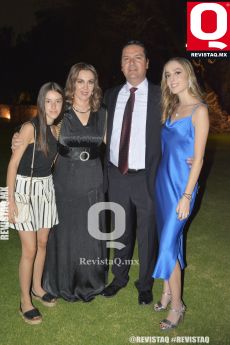 Andrea Jiménez, Verónica Malacara, Alejandro Jiménez y Paula Jiménez
