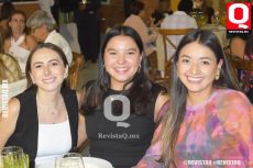 Ursula Fernández, Bibiana Martínez y Gabriela Licona
