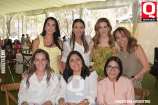 Giselle Marcos, Ariadna Márquez y amigas
