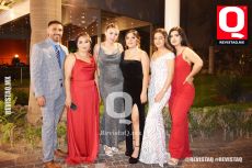 German Ortiz, Oliva Galván, Alejandra Chávez, Angélica Chávez, Celeste Ramírez y Fátima Ramírez