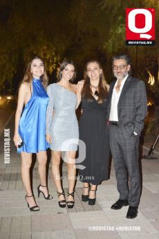 Ana Paula Arellano, Ivanna Arellano, Lorena Arellano y Ricardo Arellano